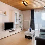 Haus Bernhardt דירה *