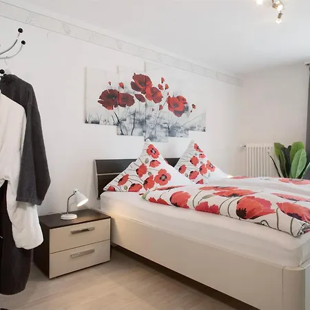 Haus Bernhardt * ランゲナルゲン