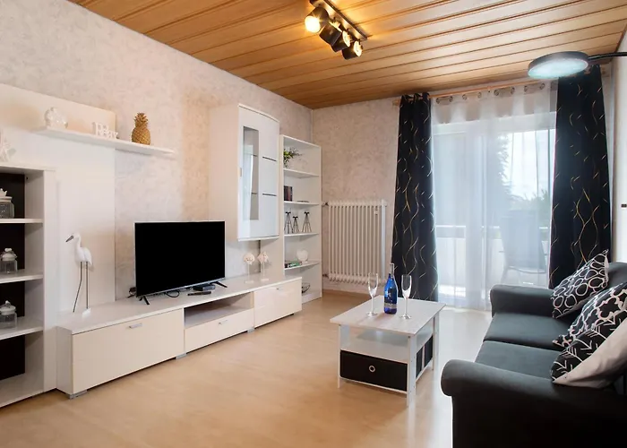 アパート Haus Bernhardt ランゲナルゲン