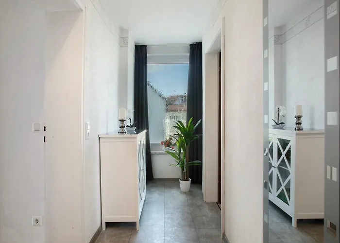 アパート Haus Bernhardt ランゲナルゲン