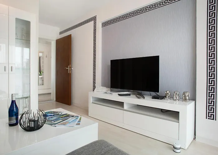 Haus Bernhardt アパート ランゲナルゲン